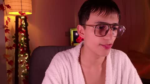 Snapshot of mr_evan1 chatting on 4, 1, 2025 Mr Evans online show from 4, 1, 2025