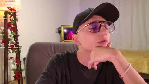 Snapshot of mr_evan1 chatting on 11, 1, 2025 Mr Evans online show from 11, 1, 2025