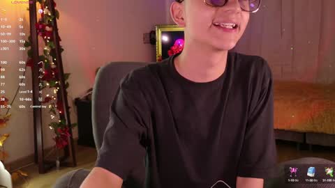 Snapshot of mr_evan1 chatting on 11, 1, 2025 Mr Evans online show from 11, 1, 2025