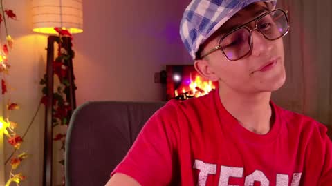 Snapshot of mr_evan1 chatting on 16, 1, 2025 Mr Evans online show from 16, 1, 2025