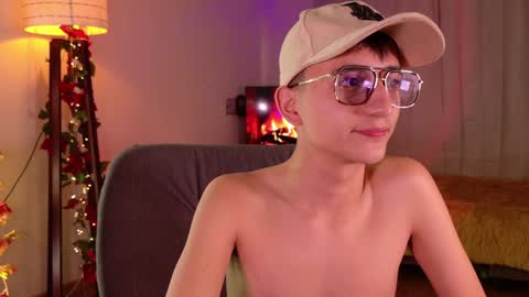 Snapshot of mr_evan1 chatting on 16, 1, 2025 Mr Evans online show from 16, 1, 2025