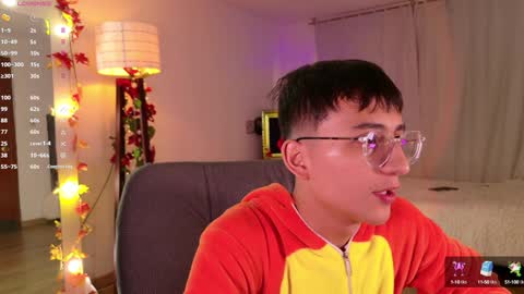 Snapshot of mr_evan1 chatting on 1, 2, 2025 Mr Evans online show from 1, 2, 2025