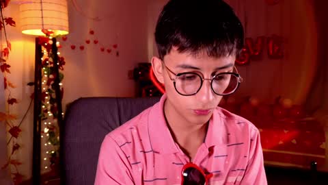 Snapshot of mr_evan1 chatting on 5, 2, 2025 Mr Evans online show from 5, 2, 2025