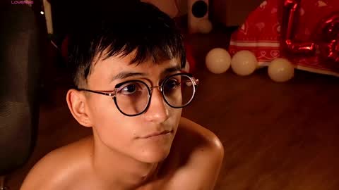 Snapshot of mr_evan1 chatting on 6, 2, 2025 Mr Evans online show from 6, 2, 2025