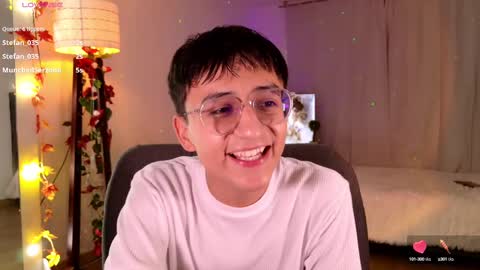 Snapshot of mr_evan1 chatting on 18, 2, 2025 Mr Evans online show from 18, 2, 2025