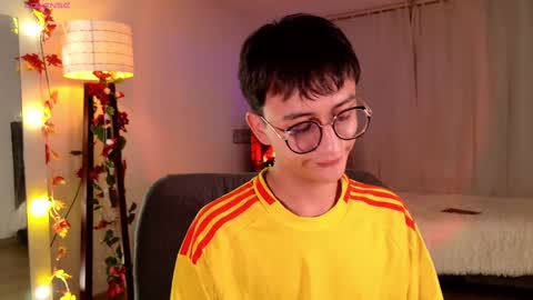 Snapshot of mr_evan1 chatting on 20, 2, 2025 Mr Evans online show from 20, 2, 2025