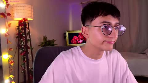 Snapshot of mr_evan1 chatting on 2, 3, 2025 Mr Evans online show from 2, 3, 2025