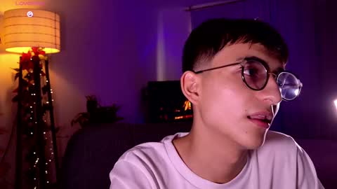 Snapshot of mr_evan1 chatting on 2, 3, 2025 Mr Evans online show from 2, 3, 2025