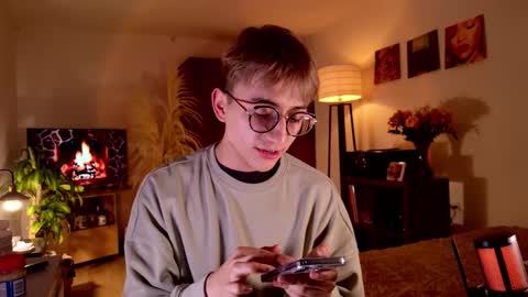 Snapshot of mr_evan1 chatting on 15, 9, 2025 Mr Evans online show from 15, 9, 2025