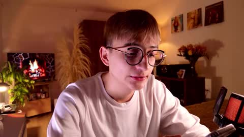 Snapshot of mr_evan1 chatting on 17, 9, 2025 Mr Evans online show from 17, 9, 2025