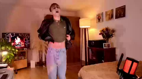 Snapshot of mr_evan1 chatting on 22, 9, 2025 Mr Evans online show from 22, 9, 2025