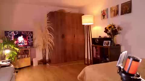 Snapshot of mr_evan1 chatting on 23, 9, 2025 Mr Evans online show from 23, 9, 2025