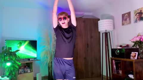 Snapshot of mr_evan1 chatting on 2, 10, 2025 Mr Evans online show from 2, 10, 2025