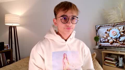 Snapshot of mr_evan1 chatting on 9, 11, 2025 Mr Evans online show from 9, 11, 2025