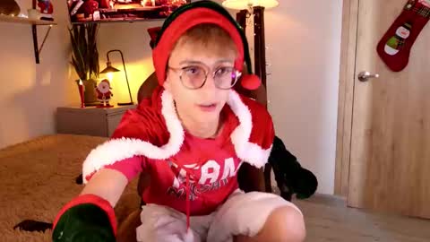 Snapshot of mr_evan1 chatting on 22, 11, 2025 Mr Evans online show from 22, 11, 2025