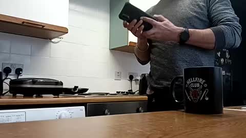 mr_i_ online show from 28, 1, 2025