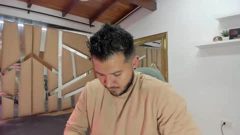 MIKEE online show from 14, 2, 2025