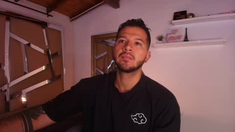 MIKEE online show from 11, 9, 2025