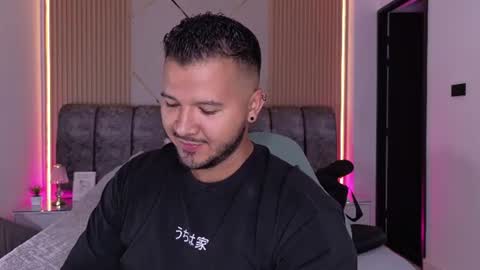 Snapshot of mr_mikee_ chatting on 22, 7, 2026 MIKEE online show from 22, 7, 2026