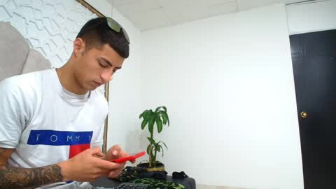 Mr Porn  online show from 24, 4, 2026
