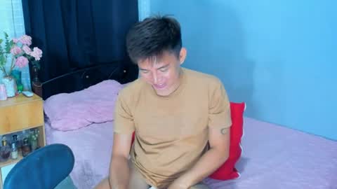 Snapshot of mr_squidcock chatting on 13, 6, 2026 KYLE online show from 13, 6, 2026