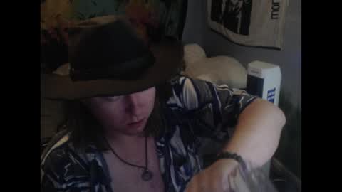 mr_strawberry online show from 7, 4, 2026