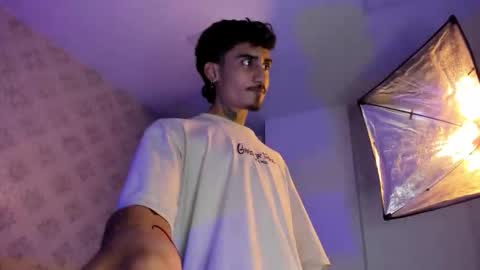 MR online show from 5, 12, 2025