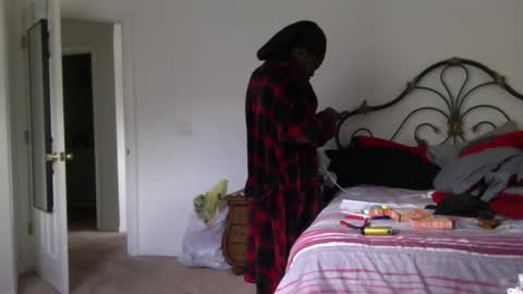 MrBigDThomas online show from 7, 10, 2025