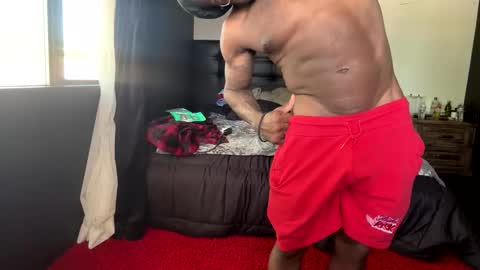 MrBigDThomas online show from 24, 3, 2026