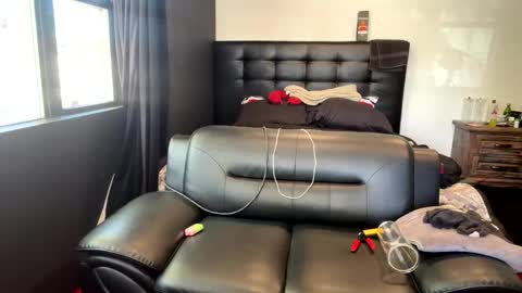 MrBigDThomas online show from 29, 3, 2026