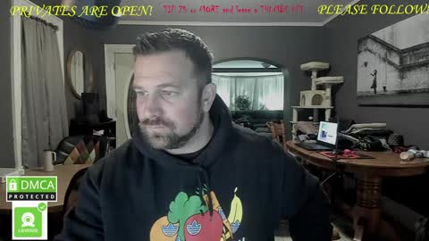 Snapshot of mrbrewscamfam chatting on 8, 1, 2025 MrBrew online show from 8, 1, 2025