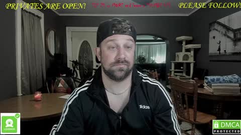 Snapshot of mrbrewscamfam chatting on 12, 1, 2025 MrBrew online show from 12, 1, 2025