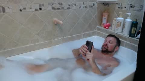 Snapshot of mrbrewscamfam chatting on 19, 2, 2025 MrBrew online show from 19, 2, 2025