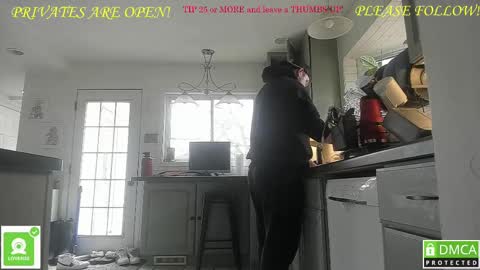 Snapshot of mrbrewscamfam chatting on 3, 3, 2025 MrBrew online show from 3, 3, 2025