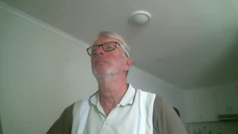 Snapshot of mrcreek1531 chatting on 15, 5, 2026 mrcreek1531 online show from 15, 5, 2026