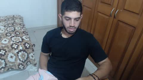 Snapshot of mrcum24 chatting on 17, 1, 2025 Will online show from 17, 1, 2025
