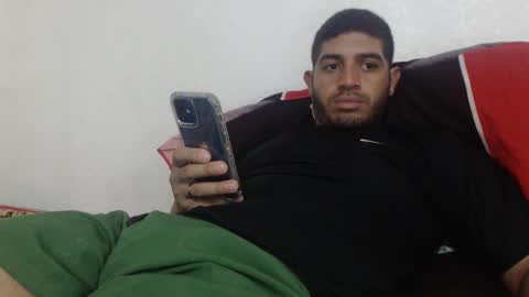 Snapshot of mrcum24 chatting on 13, 10, 2025 Will online show from 13, 10, 2025