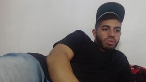 Snapshot of mrcum24 chatting on 22, 10, 2025 Will online show from 22, 10, 2025