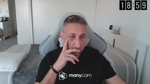 mrdr000 online show from 4, 4, 2026
