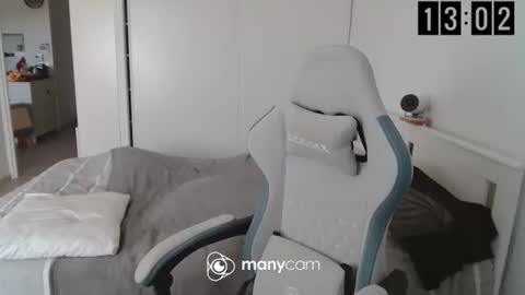 mrdr000 online show from 17, 4, 2026