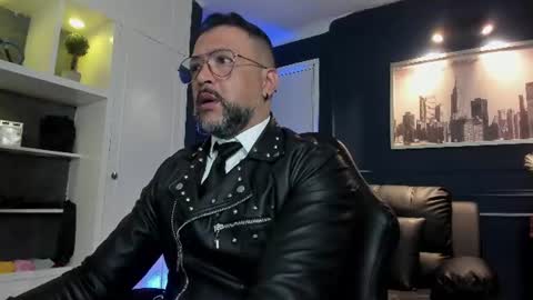 Snapshot of mrfrank_tattoo chatting on 18, 7, 2026 MrFrank. online show from 18, 7, 2026