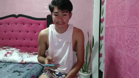Snapshot of mrheartthief chatting on 28, 6, 2026 mrheartthief online show from 28, 6, 2026