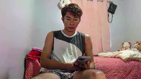 Snapshot of mrheartthief chatting on 30, 7, 2026 mrheartthief online show from 30, 7, 2026