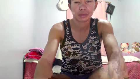 Snapshot of mrheartthief chatting on 31, 7, 2026 mrheartthief online show from 31, 7, 2026