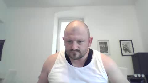Snapshot of mrhotsex69 chatting on 14, 10, 2025 mrhotsex69 online show from 14, 10, 2025