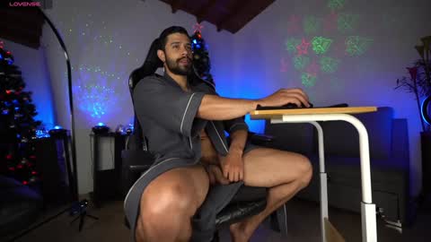 Luis    Instagram   online show from 12, 12, 2024