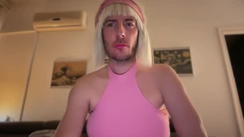 TaleOfLaura online show from 12, 1, 2026