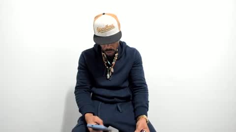 Snapshot of mromg007 chatting on 20, 12, 2024 mromg007 online show from 20, 12, 2024