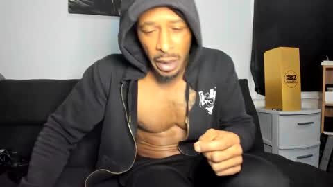 Snapshot of mromg007 chatting on 10, 1, 2025 mromg007 online show from 10, 1, 2025