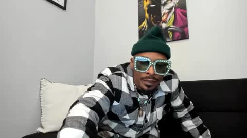 Snapshot of mromg007 chatting on 8, 2, 2025 mromg007 online show from 8, 2, 2025